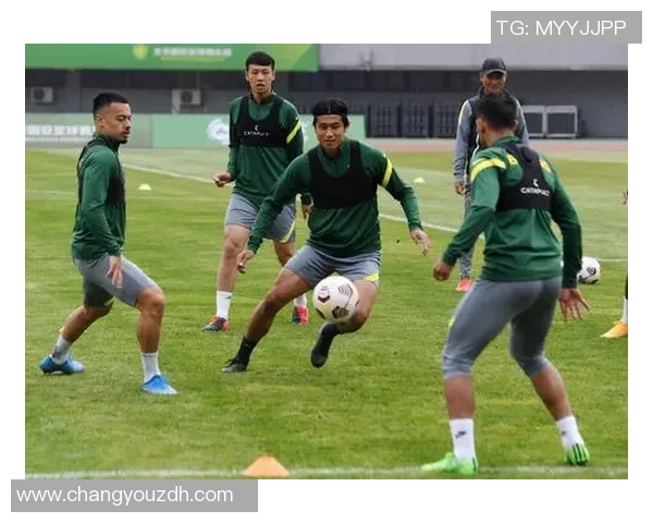 沈阳足球星辉煌历程及代表人物盘点 解析本土球员的崛起与成就 沈阳足球星辉煌历程及代表人物盘点 解析本土球员的崛起与成就